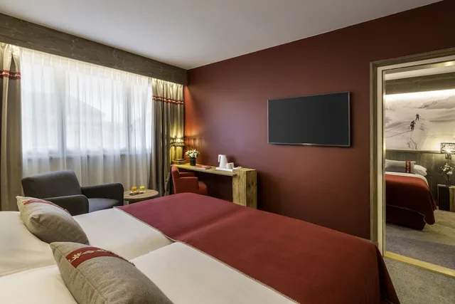 غرفة متصلة عائلية بسرير كوين وسريرين منفصلين، Hotel Edelweiss 1/3
