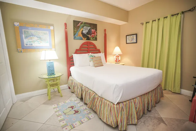 شقة سكنية بسرير كينج وسرير كوين وسرير فردي بإطلالة على البحر بـ3 غرف نوم مع أريكة، Calypso Beach Resort By Panhandle Getaways 6/10
