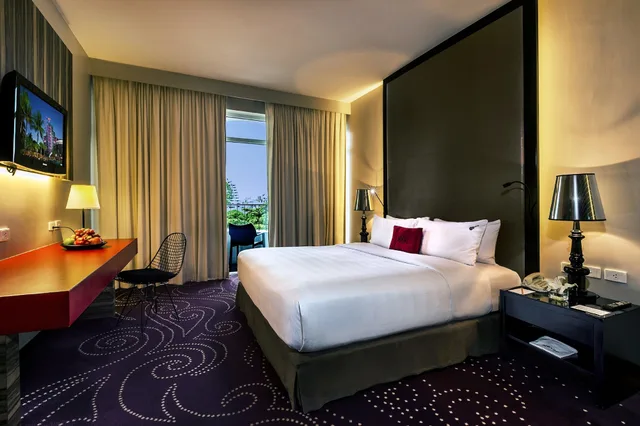Royal, Rock, King Bed, City View، Hard Rock Hotel Pattaya 10/10