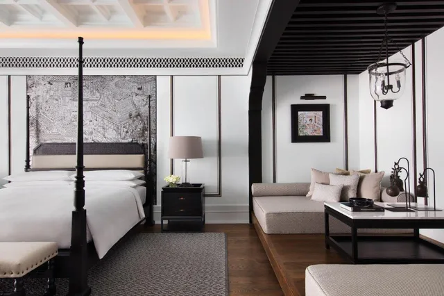 Presidential, Suite, King Bed, Club Lounge Access, Marriott Bangkok Hotel the Surawongse 2/3