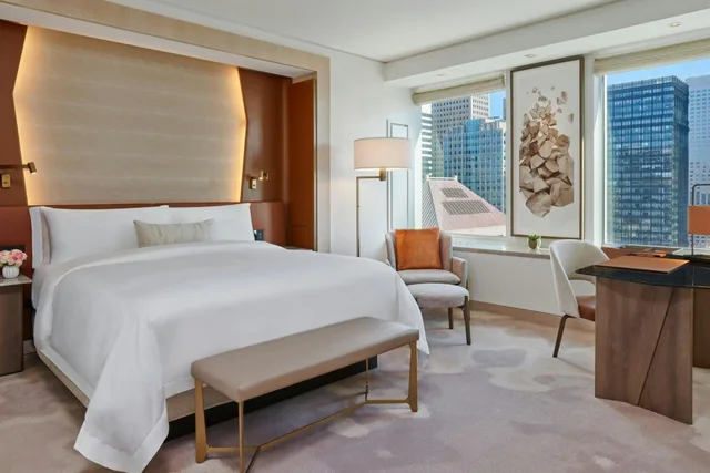 غرفة غراند ديلوكس بسرير كينج، The St Regis San Francisco 3/6