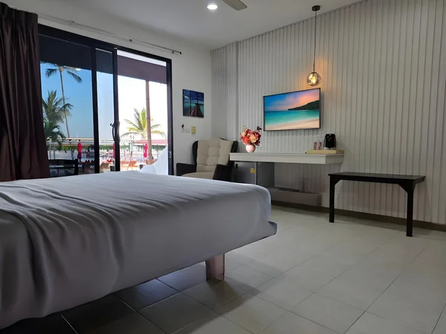 غرفة عائلية بسرير كوين وسريرين منفصلين بإطلالة على البحر بمطبخ، Samui Pier Beach Front Resort 2/3