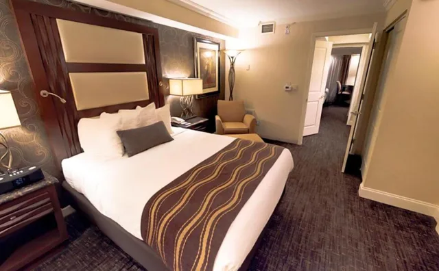 جناح بسرير كوين لذوي الإعاقة، Eden Resort And Suites, BW Premier Collection 3/9