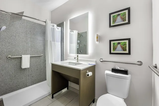 جناح بسريرين كوين مع أريكة، Comfort Suites London, KY 5/8