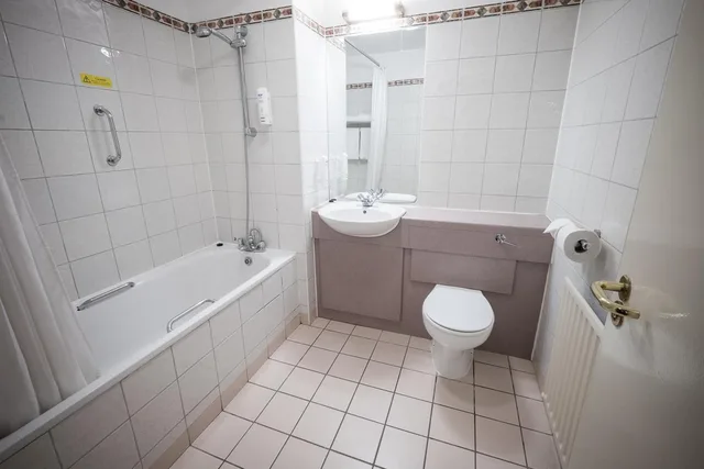 Room, Double Bed, Adult Only، Travelodge Rathmines - Dublin City 6/6