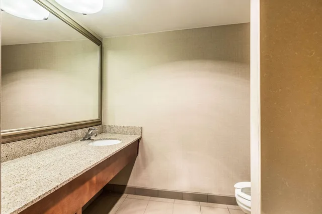 غرفة بسريرين مزدوجين، Comfort Inn Lansing West MI 4/4