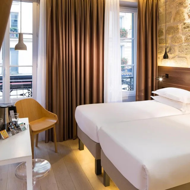 غرفة بسريرين منفصلين، Cler Hotel 4/7