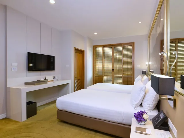 جناح جونيور بسرير مزدوج بشرفة، Grande Centre Point Ploenchit Bangkok 2/8