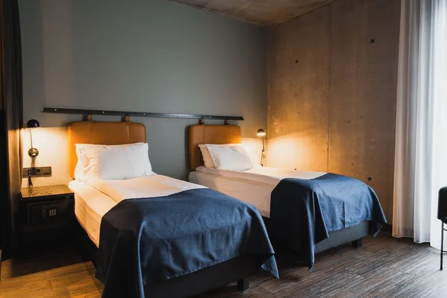 Urban, Queen Bed, Sauna، Exeter Hotel 6/10