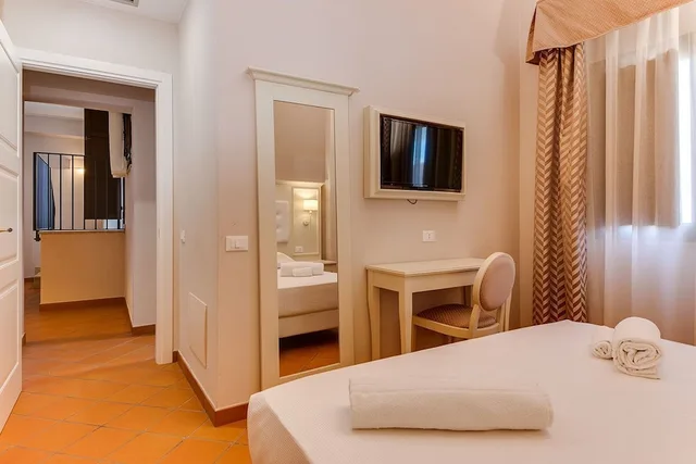 جناح بسرير كوين وسريرين منفصلين بإطلالة على البحر، The Tonnara of Bonagia Resort 1/2