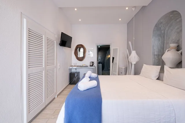 Executive, Double Bed, Caldera View، Loucas on the Cliff 3/10