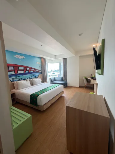 جناح جونيور، Maxone Hotel Jayapura 1/4