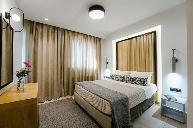 Luxury, Suite, Double Bed, Andrews Apartments 4/7