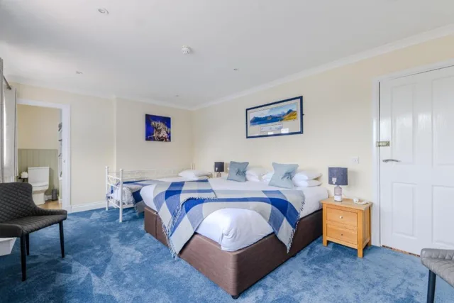 غرفة ثلاثية، Loch Ness Clansman Hotel 3/5