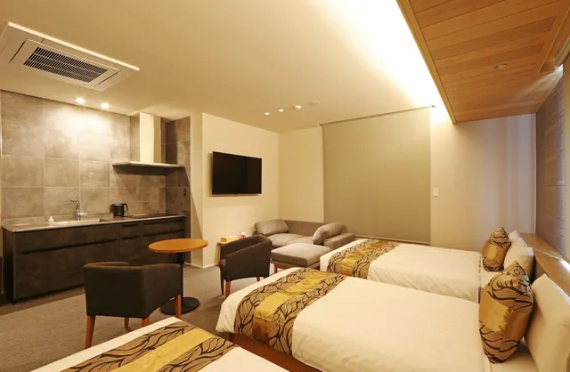 غرفة سوبيريور بسرير مزدوج وسريرين منفصلين، GRAND BASE Nagoya Ekinishi 1/6