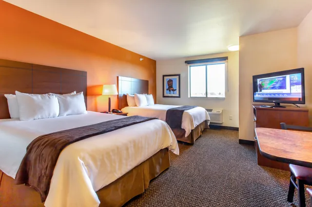 غرفة بسريرين كوين لذوي الإعاقة، My Place Hotel-Grand Forks 2/10