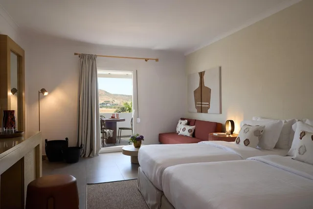 Blue, Aegean, Junior Suite, King Bed، GOLDEN MILOS BEACH 1/6