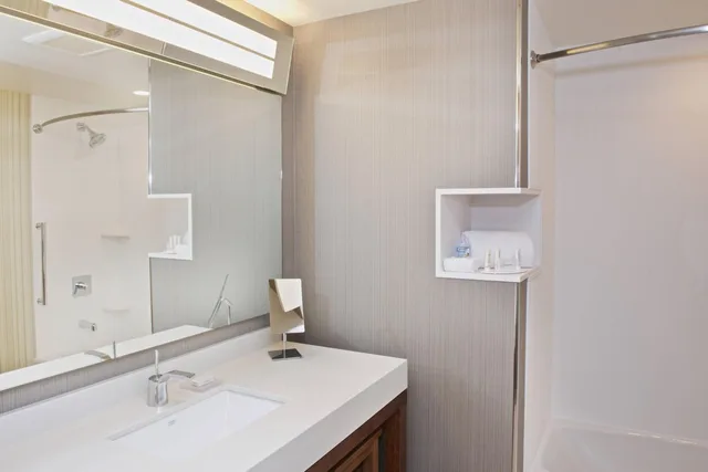 غرفة بسريرين كوين بإطلالة، Courtyard by Marriott Seattle Everett Downtown 4/5
