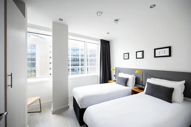 شقة بغرفتي نوم مع أريكة لذوي الإعاقة، Staycity Aparthotels Manchester Piccadilly 4/9