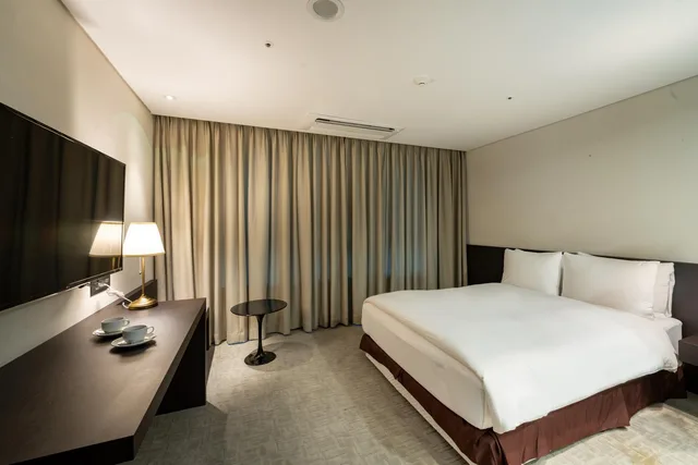 غرفة بسرير مزدوج، Ramada Encore by Wyndham CheonAn 1/4