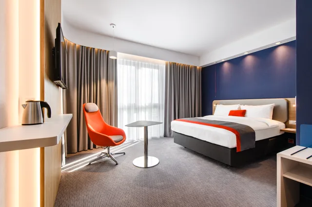 غرفة بسرير مزدوج لذوي الإعاقة، Holiday Inn Express Rzeszow Airport 1/7
