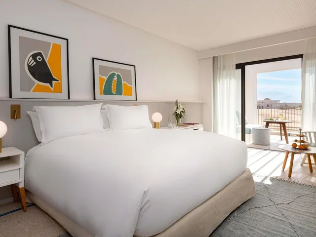 غرفة بريستيج بسريرين منفصلين بإطلالة جزئية على البحر، SOFITEL AGADIR THALASSA SEA AND SPA 1/10