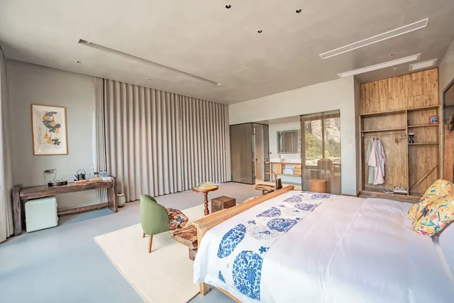 Exclusive, King Bed, Kongjie Valley 2/4