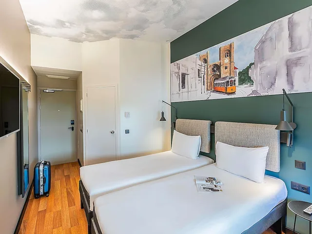 Renovated, Twin Beds, Ibis Lisboa Parque Das Nacoes 3/7