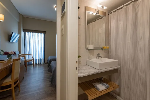 City, Queen Bed، Hotel Ostria 3/3