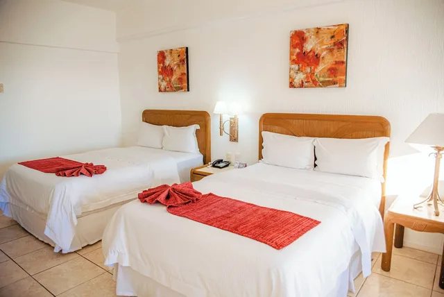 غرفة قياسية بسريرين مزدوجين، Hotel San Carlos Plaza, Beach & Convention Center 1/6