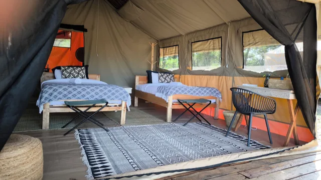 Exclusive, Tent, Twin Beds, Julia's River Camp 2/2