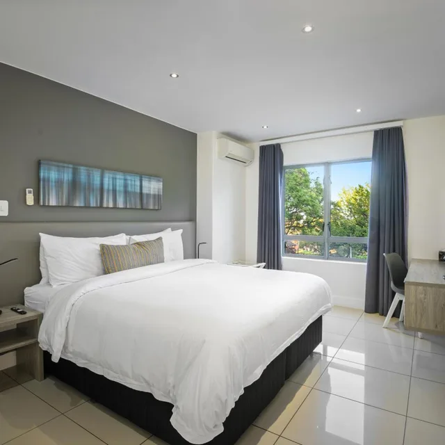 Standard, Double Bed, The Capital on Bath 5/10