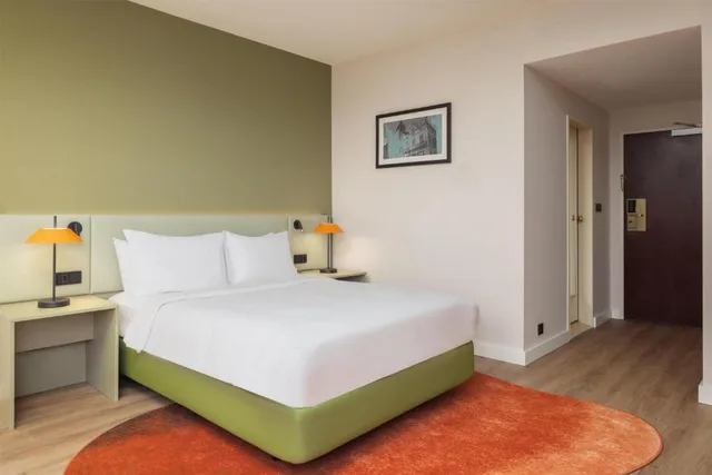 Standard, Single, DoubleTree by Hilton Luxembourg 1/6
