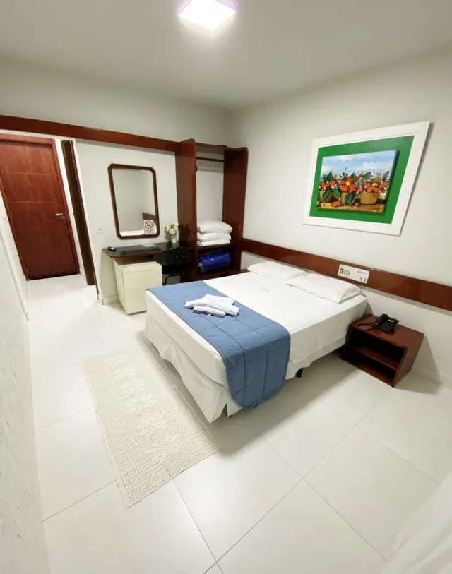 غرفة قياسية ثلاثية بثلاثة أسرّة، Hotel Damen 4/10