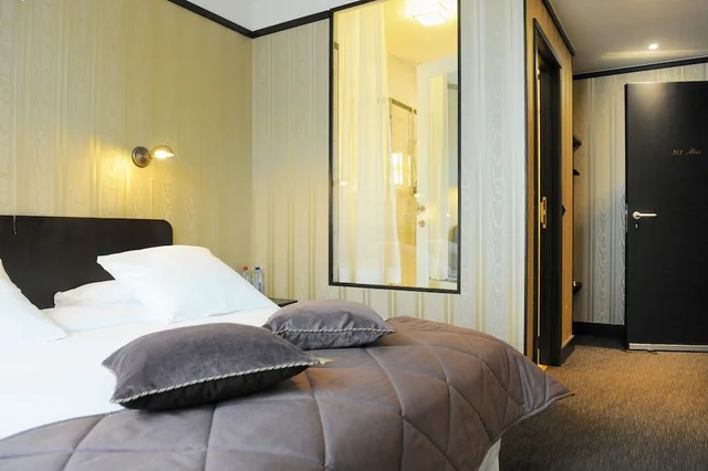 Renovated, Standard, Double Bed، Hotel Le Berger 10/10