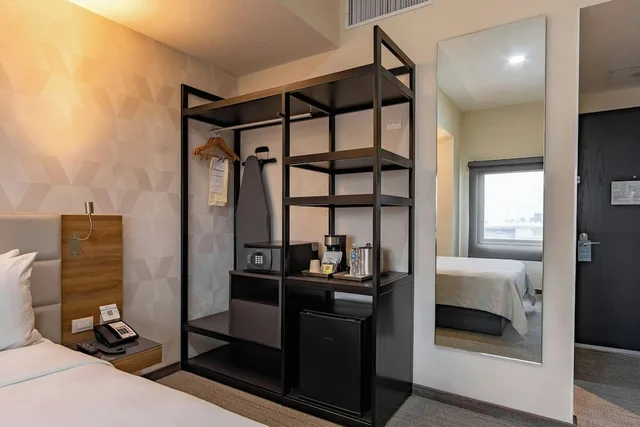 Standard, Queen Bed, SJ Grand Hotel Monterrey 4/4