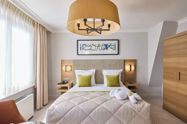 غرفة فاخرة بشرفة، Hotel Aragon 2/3