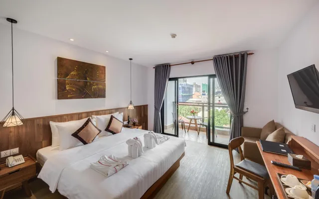 غرفة ديلوكس بسرير مزدوج، Phnom Penh 51 Hotel & Residences 3/10
