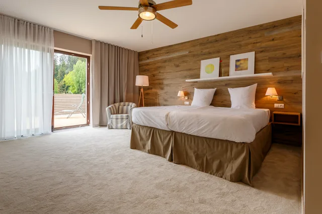 Superior, Double or Twin Bed, Forest View، Cihelny Golf & Wellness Resort 2/3