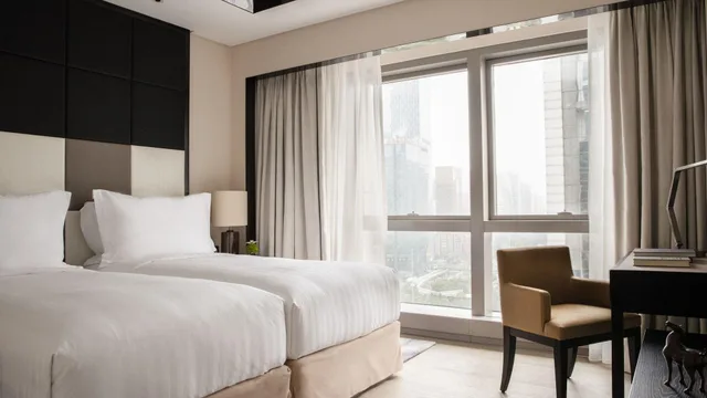 2 Bedrooms, Contemporary, Deluxe, Residence, King and Queen Bed، Jumeirah Living Guangzhou - Residences 2/3