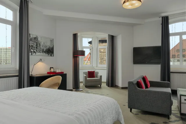 جناح جونيور، Le Meridien Grand Hotel Nurnberg 1/3