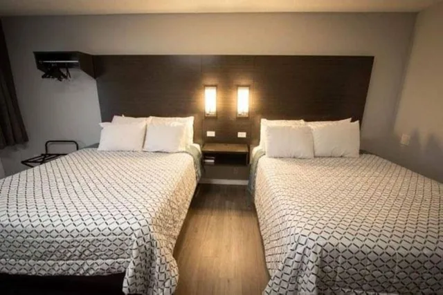 غرفة بسريرين كوين بمطبخ صغير، Envi Boutique Hotel 9/10
