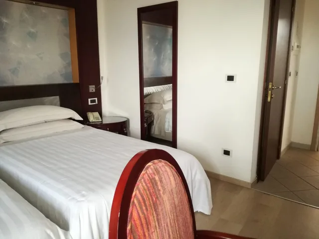 غرفة قياسية مفردة، Mercure Olbia Hotel e Spa 1/3