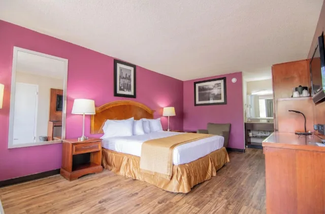 غرفة بسرير كينج، Reidsville Inn & Suites Hwy 29 2/3