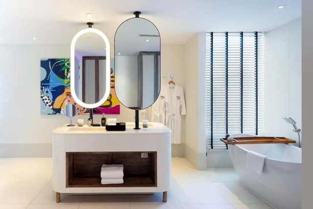 Overwater, Platinum, Villa, King Bed, Hard Rock Hotel Maldives 3/4
