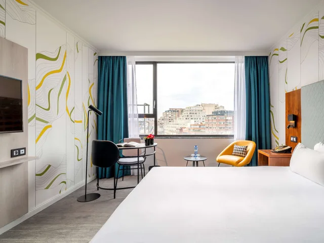 Classic, King Bed, City Side, Sofa، Maek Hotel Antwerp Central - Handwritten Collection 1/3