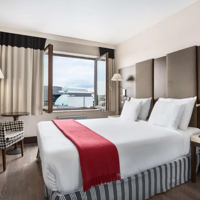 غرفة قياسية بسرير مزدوج أو سريرين منفصلين، Hotel NH Brussels Grand Place Arenberg 3/7
