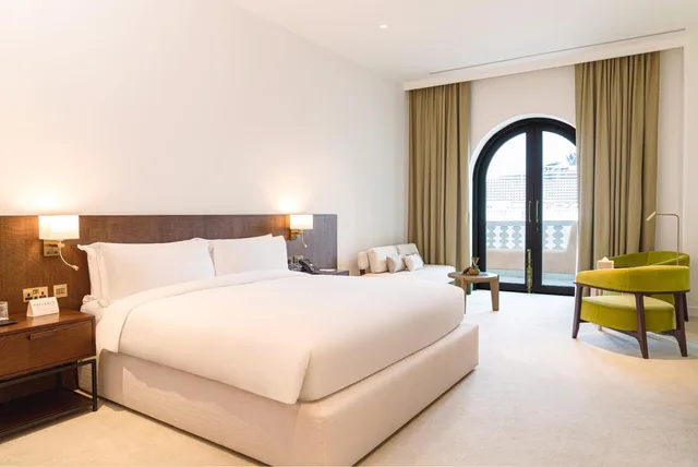 Junior Suite, King Bed, Mina Hotel and Residences 1/2