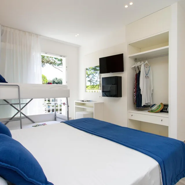 غرفة كومفورت رباعية، Hotel Greif 9/10