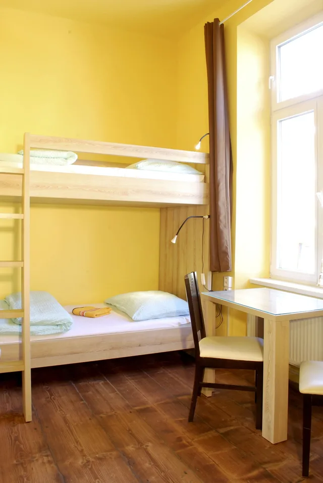 غرفة بأربعة أسرّة وسرير بطابقين بحمام مشترك، Cuba Bar & Hostel 1/7